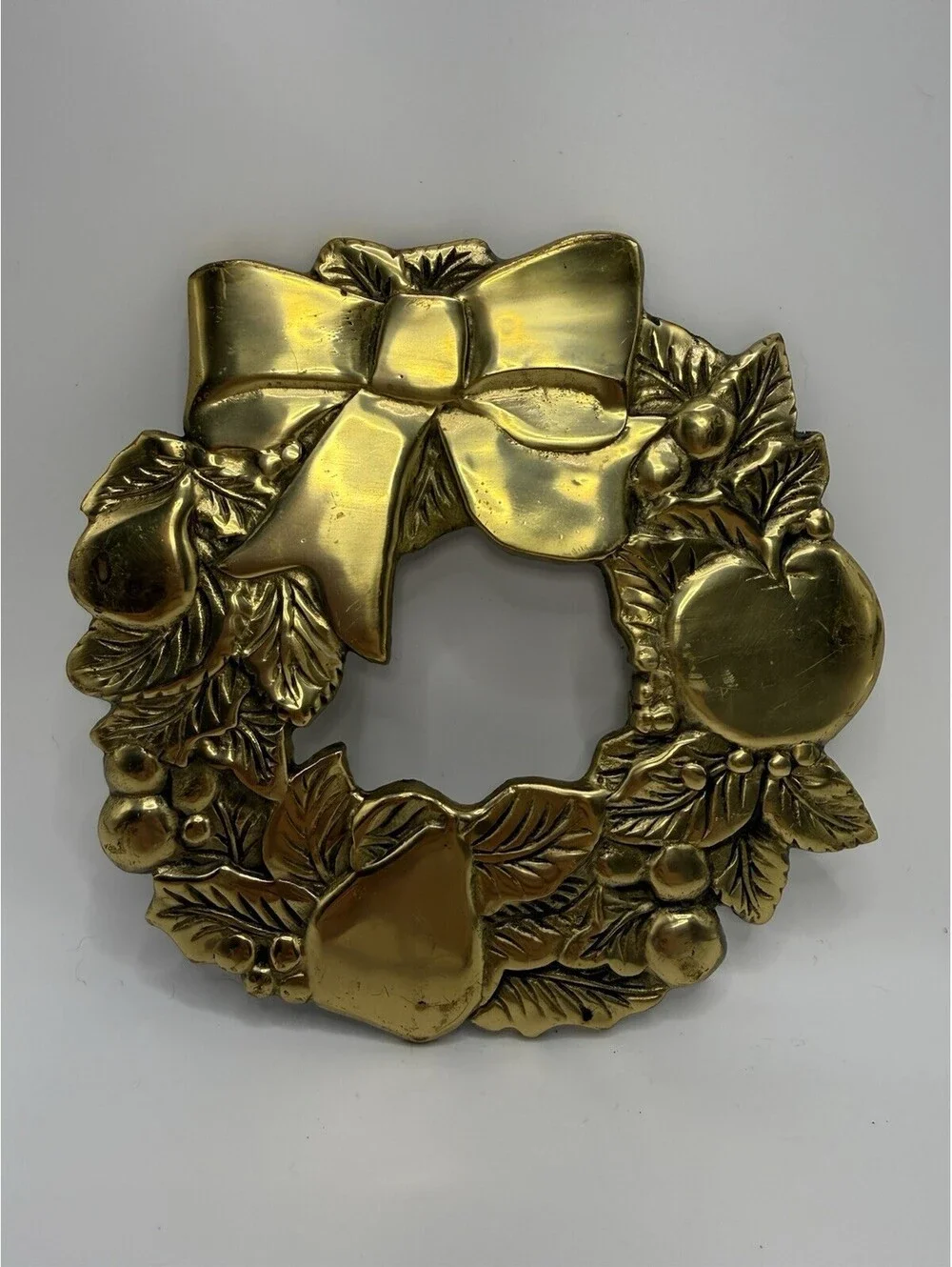 VTG Christmas Wreath Solid Brass Trivet Signed Rubil '81 Hot Plate